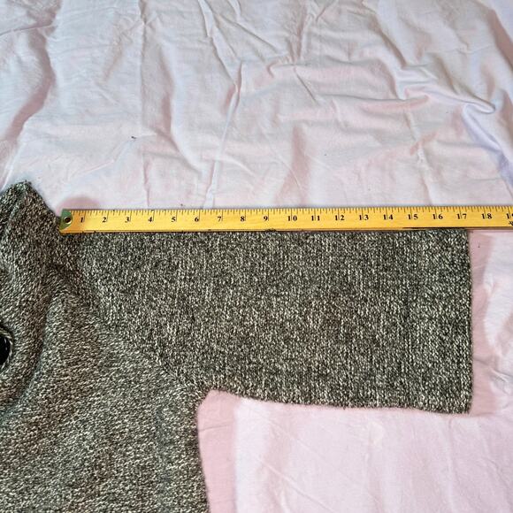 AB Studio Women's sz Medium Gray Heathered Sweater Cardigan Big Buttons Open - Picture 11 of 12